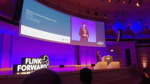 Stephan Ewen, CTO of Ververica and TU Berlin/DIMA alum during his keynote at Flink Forward Europe, Berlin 2019. Photo: Jonas Traub